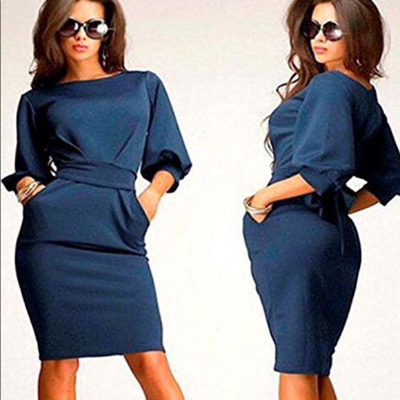 Dress **SOLD** - Picture 3 of 3